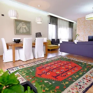 galeria-apartment.albaniahotels.org/